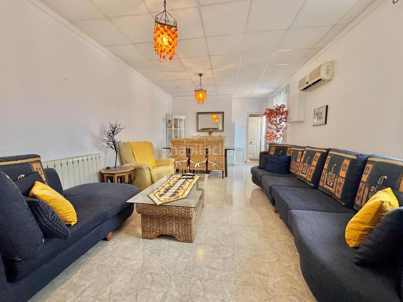 Foto 85034b13-2000-49e6-adf6-f4a295c88253. Casa amb piscina a Dolores