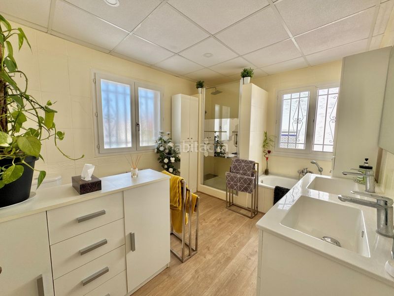 Foto be5844a9-4b62-4f64-be5d-e9bc85bc77da. Casa amb piscina a Dolores