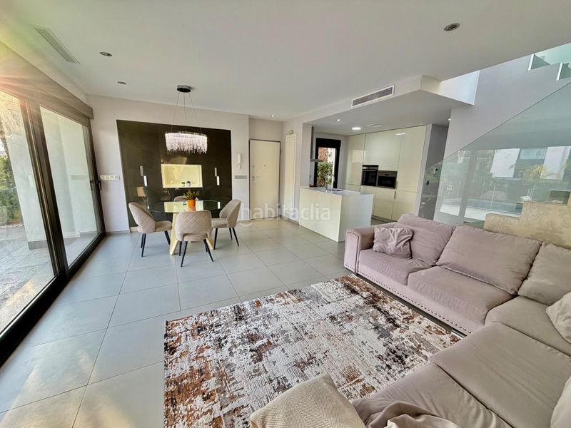 Foto d77eabac-5137-45c6-a9b6-73276c47840a. Casa a Rojales