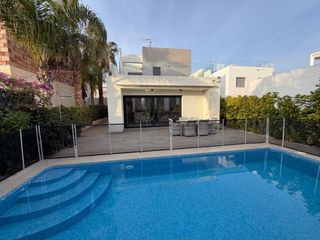 Casa en Pueblo Bravo