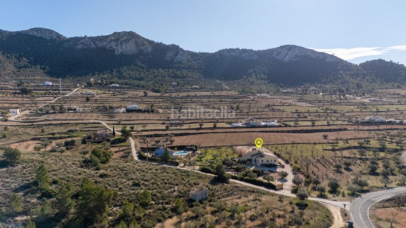 Foto c76472a5-6b10-48ff-bdb2-03a0a90b171d. Bauernhof mit parking in Jumilla