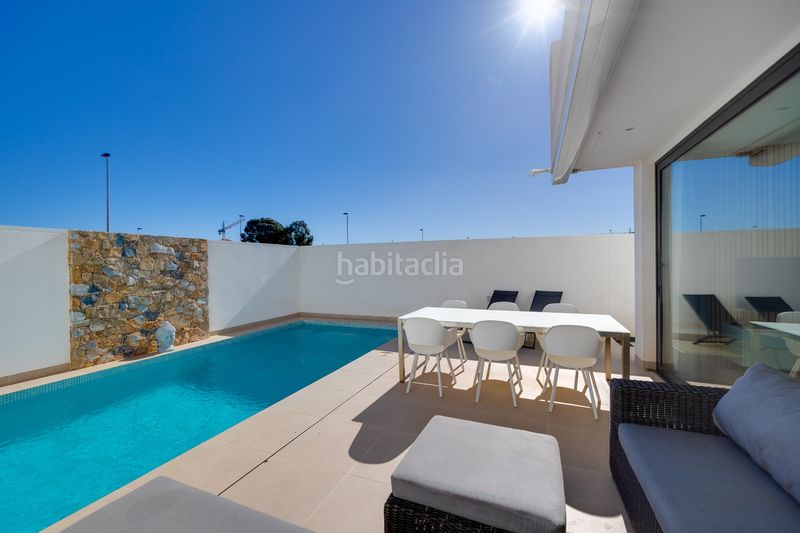 Foto cc3049a7-4efb-4144-a1bd-209fbef9be50. Casa amb aparcament a San Javier San Javier
