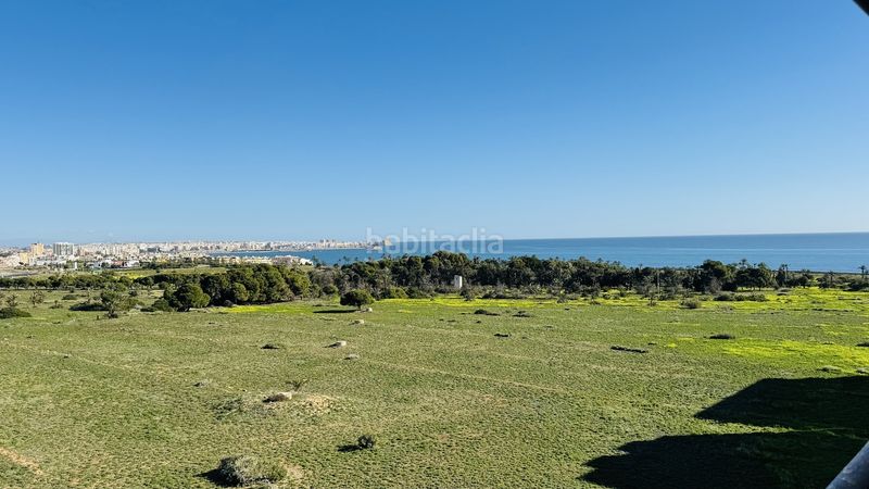 Foto 61e8c95c-96d8-47c0-ac19-79f83a04b5b3. Àtic a Punta Prima Orihuela