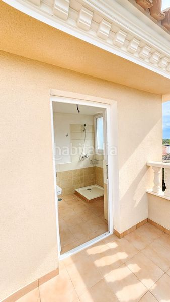 Foto 00c6c0a3-a7d1-4209-a423-920cbc9566e2. Casa amb piscina a Cabo Roig Orihuela