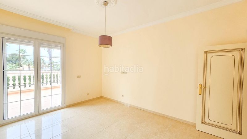 Foto dbd2c4e9-9bad-4087-99cc-0ed45066fef4. Casa amb piscina a Cabo Roig Orihuela