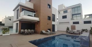 Maison à Lomas de Campoamor - Las Ramblas