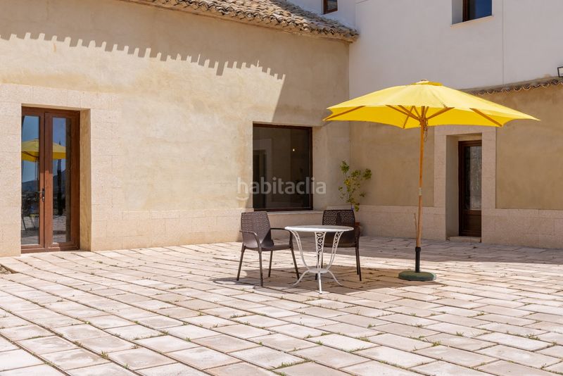 Foto 6380fee1-9dde-49d2-b087-b365f4acc1e2. Local comercial a Castalla