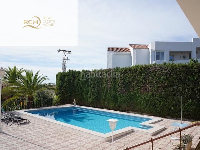 Foto 0a73ebec-5ad7-48dc-9f37-0129ff6e99e3. Casa amb piscina a Montebello - Nou Espai Nucia (la)