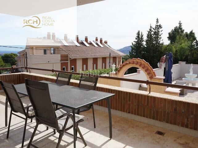 Foto 4fb1f906-b005-48bb-9ff1-f8814221f079. Casa amb piscina a Montebello - Nou Espai Nucia (la)