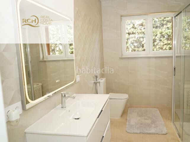 Foto c46395a1-5cff-4513-aaa4-fc1f968d17a0. Casa amb piscina a Montebello - Nou Espai Nucia (la)
