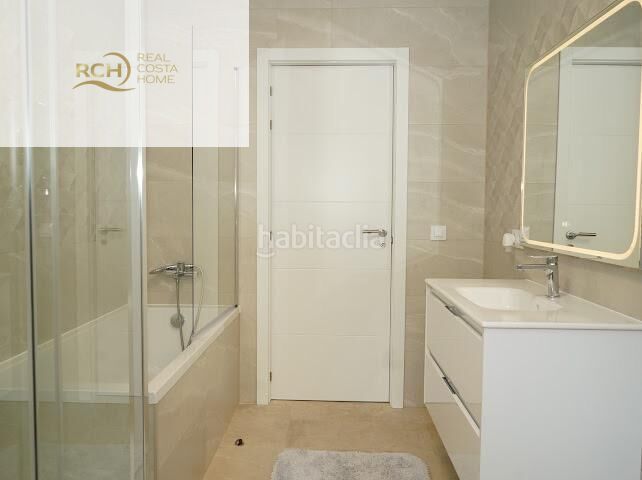 Foto cf04e2ba-4e19-44d2-8d9a-c079aefbf41c. Casa amb piscina a Montebello - Nou Espai Nucia (la)