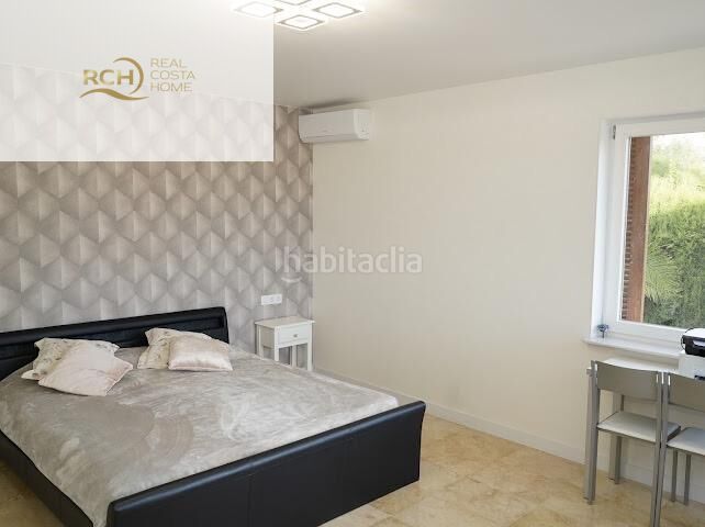 Foto e9b77c62-c730-4683-95d1-892aae5c624b. Casa amb piscina a Montebello - Nou Espai Nucia (la)