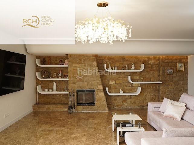 Foto f5db9e2f-13c3-4e39-80f2-b869f69413e3. Casa amb piscina a Montebello - Nou Espai Nucia (la)