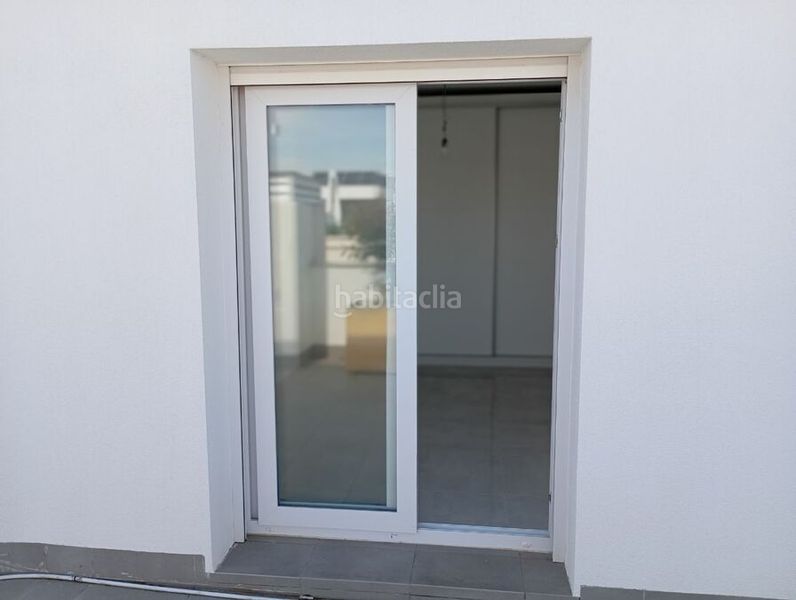 Foto 85ac1202-4d16-4fff-9785-f16f28ca84dd. Casa a Daya Nueva