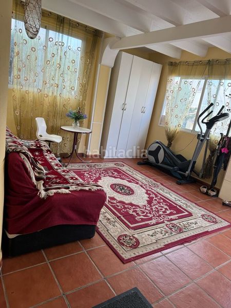 Foto b0fd9442-5e79-4069-8603-e04f8dafa6bf. Casa amb piscina a La Zenia Orihuela