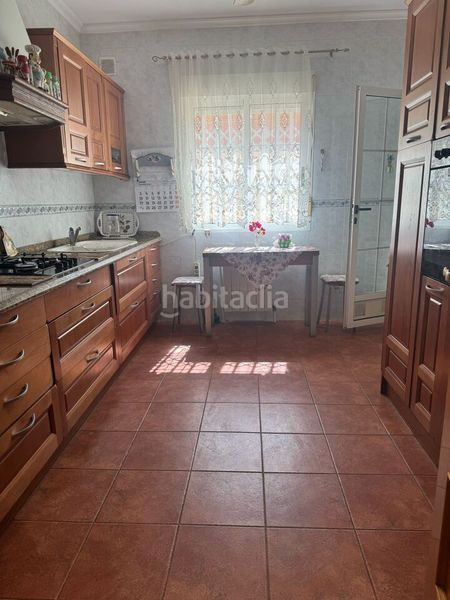 Foto eb986056-4387-4d96-9e71-017c7d870b3a. Casa amb piscina a La Zenia Orihuela