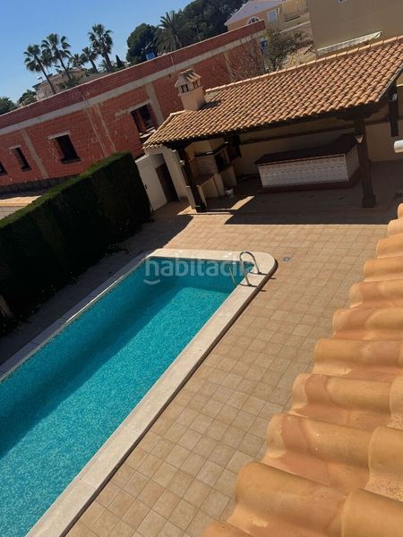 Foto 8982ea7e-c4cf-493c-93c7-7fb527f7b9a2. Casa amb piscina a La Zenia Orihuela