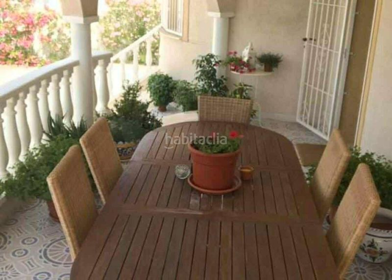 Foto 5b2f729c-0509-4e3d-9399-91135845800d. Casa amb piscina a Rojales