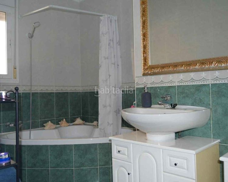 Foto c477c6c4-b45d-4d69-aeec-088f1e6d84bd. Casa amb piscina a Rojales
