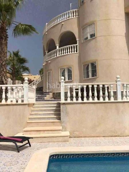Foto f96caa7b-f13c-42f9-b9d1-c5d1d464acef. Casa amb piscina a Rojales