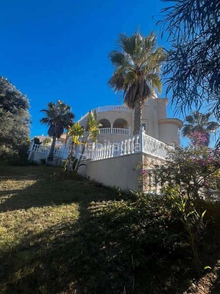 Foto fead3d1b-b930-407e-9ec1-f3b595d8bcae. Casa amb piscina a Rojales