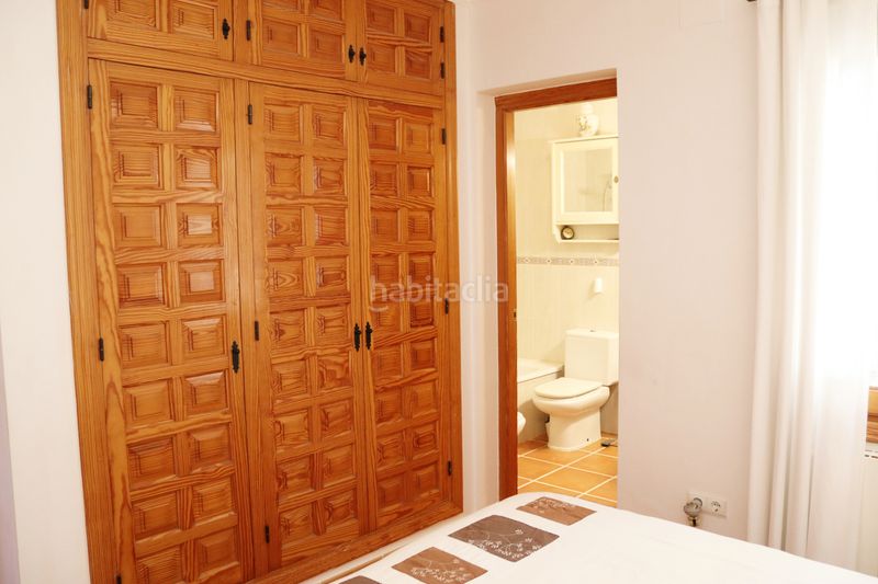 Foto 4d0b5cda-049c-4f89-83de-aad28f5135d0. Casa amb aparcament a Benichembla