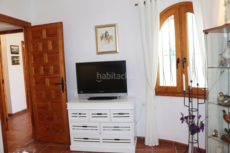 Foto 99d95f1d-2a66-4c20-acc6-0beb3d2c839e. Casa amb aparcament a Benichembla