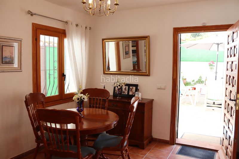 Foto c602df1a-a961-480c-820a-17f9a4dfe625. Casa amb aparcament a Benichembla