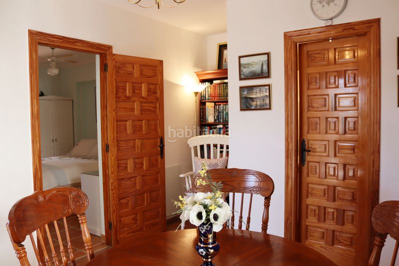 Foto dc77f331-53b4-4d51-8194-538ad5f3e611. Casa amb aparcament a Benichembla
