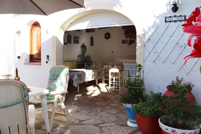 Foto e774efff-5d2c-4977-aac9-ea78ef78bd4f. Casa amb aparcament a Benichembla