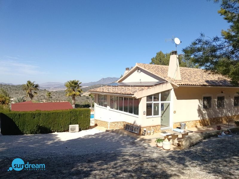 Foto 7126655d-b289-4c92-a73f-0404c116f682. Casa amb piscina a Abanilla