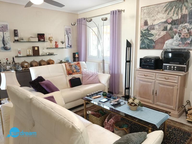 Foto b2d21bc4-5fd5-46cc-b762-f9e9f9c2562a. Casa amb piscina a Abanilla