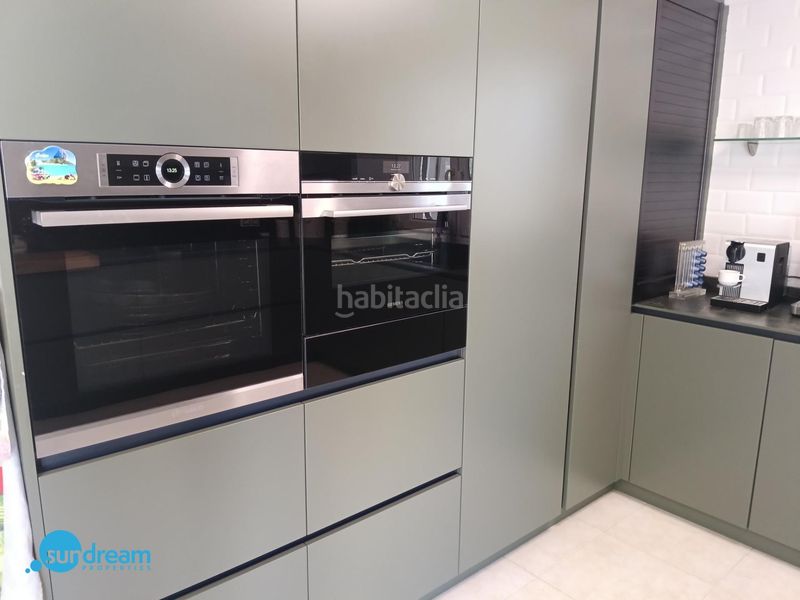 Foto c8b59965-a4aa-47bf-a040-f720c6a4175b. Casa amb piscina a Abanilla