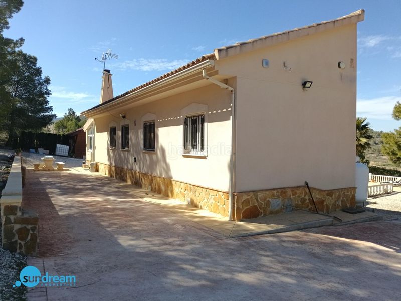 Foto ecc52935-8f71-4599-8777-b0d83b0b2caa. Casa amb piscina a Abanilla