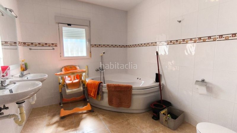 Foto 1c93ac10-42e3-4a86-aa28-2dd5a7267663. Casa a Benijófar