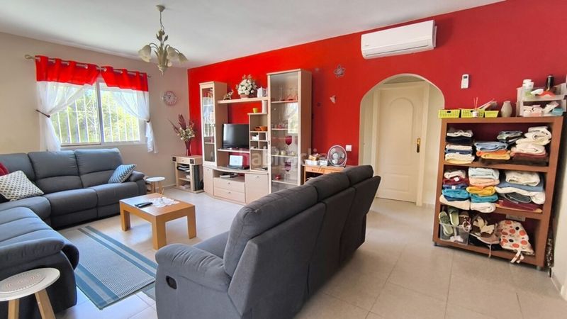 Foto 2615f616-edfe-4611-97c9-51ebc3b9dcf6. Casa a Benijófar