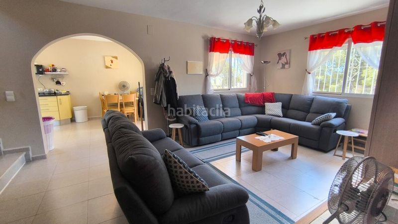 Foto 8914907a-75a1-492d-9249-54ca9f483b8b. Casa a Benijófar