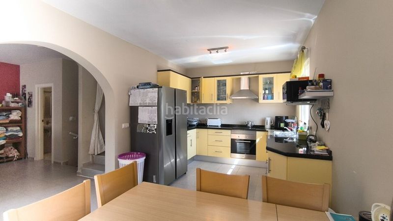 Foto a97ac151-35aa-410f-92ab-55b5c20bed3e. Casa a Benijófar