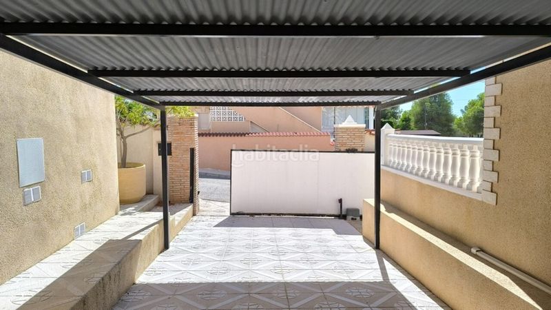 Foto c59b9aca-9760-4c33-938d-f90e45ebf3f3. Casa a Benijófar