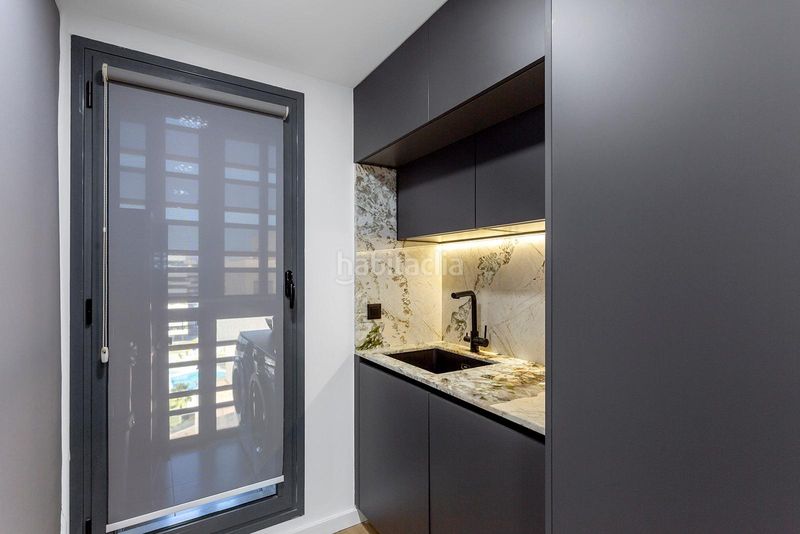 Foto 0a035fd1-a660-47ae-8d2c-20ef13176e5a. Àtic a PAU 5 Alicante