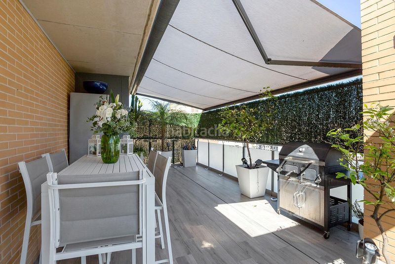 Foto 51684d31-6b1f-4fa2-b749-cbcca1cf6359. Àtic a PAU 5 Alicante