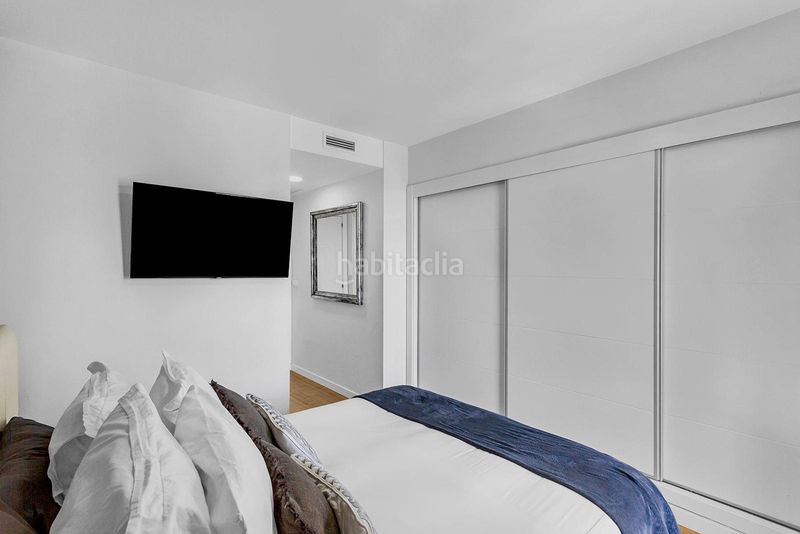 Foto 85566b36-ad5c-43fd-82cc-90d9a8ef651d. Àtic a PAU 5 Alicante