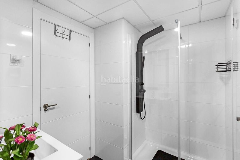 Foto c6f3cabf-85aa-4df1-9a6d-41af2f23fe4e. Àtic a PAU 5 Alicante