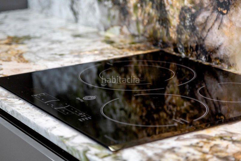 Foto eaf62fb9-7b11-4fc3-b071-f80d587db124. Àtic a PAU 5 Alicante