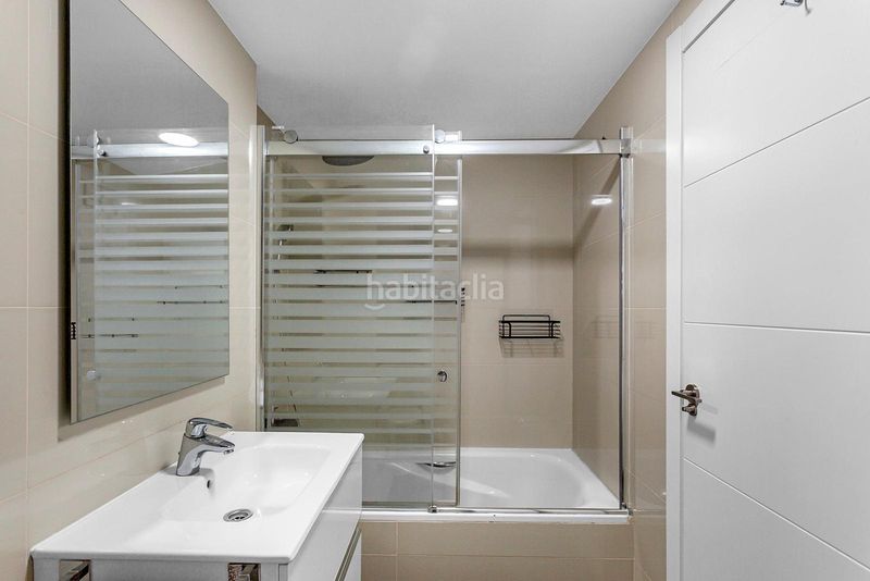 Foto ed5909bb-b999-4edf-8be1-699f23f3a869. Àtic a PAU 5 Alicante