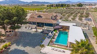 Masia a El Esparragal