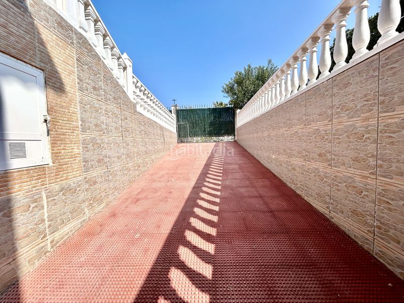 Foto 08430e68-4e87-4a15-875e-4a43ae991780. Casa amb aparcament a Los Europeos Torrevieja