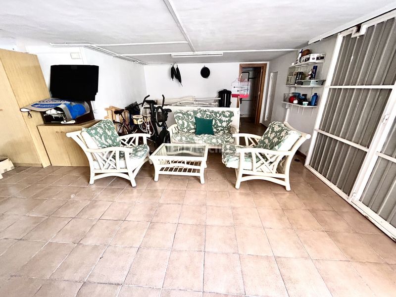 Foto 473019e0-c35e-4b68-b829-ff21384fa421. Casa amb aparcament a Los Europeos Torrevieja