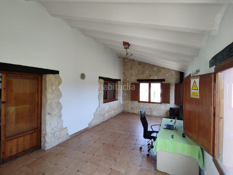 Foto 3d0ba73a-548c-4ac9-b326-c27239cde88c. Masía en Pobla del Duc (la)