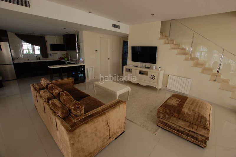 Foto cc4670fe-c565-4948-b489-a888a5e3add1. Casa a Rojales